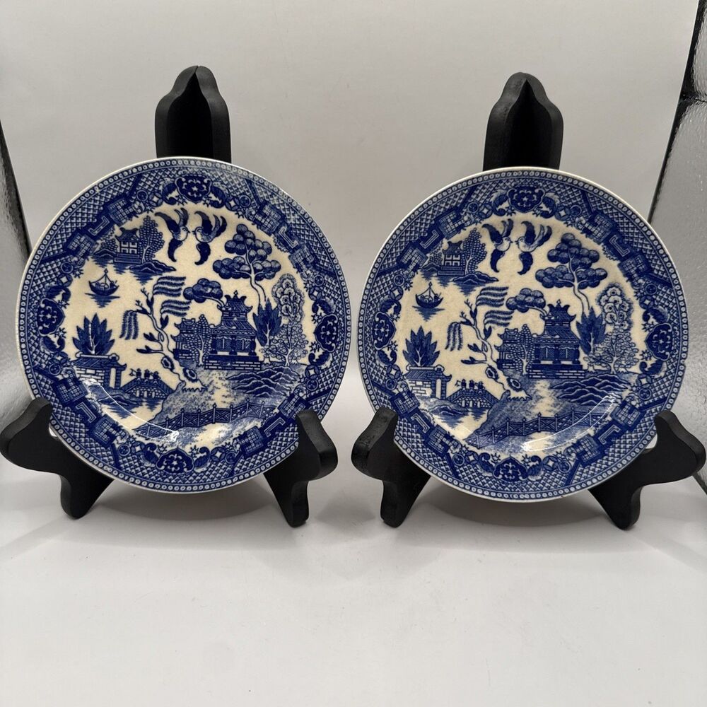 2 Vintage blue willow porcelain  saucer made in Japan circa 1920-1930 READ